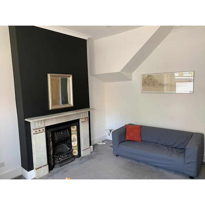 Recent painting and decorating work by RR Painters in London